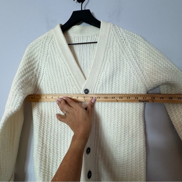 Vintage Wool Hand Knitted Cardigan Sweater - Picture 11 of 11